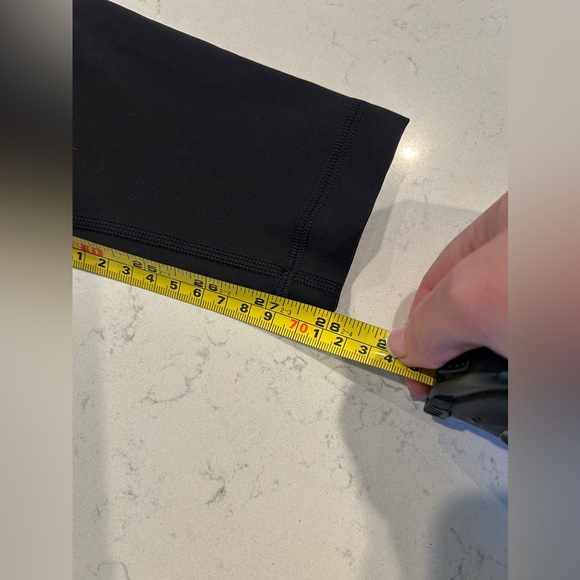 Lululemon Wunder Train High-Rise Leggings - size 6 - 28 inches - black - Picture 6 of 10